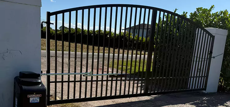 Driveway Fence Repair Danbury